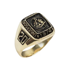 Anillo graduacion universidad INCE